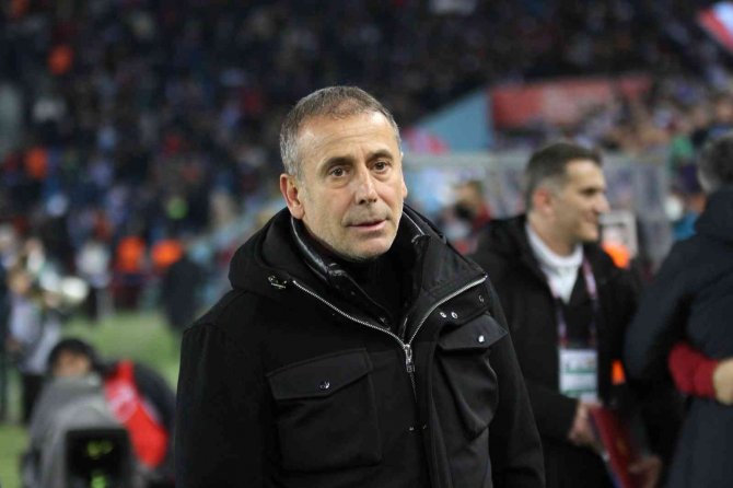 Spor Toto Süper Lig: Trabzonspor: 2 - Göztepe: 2 (İ̇lk Yarı)