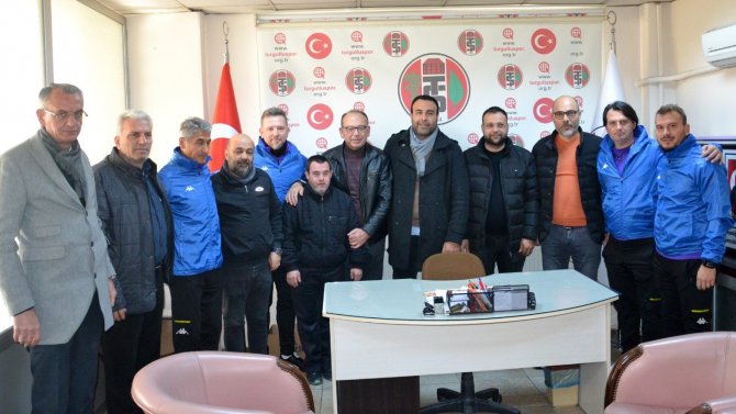 Turgutluspor’da Teknik Direktörlüğe Nadir Arıkan Getirildi