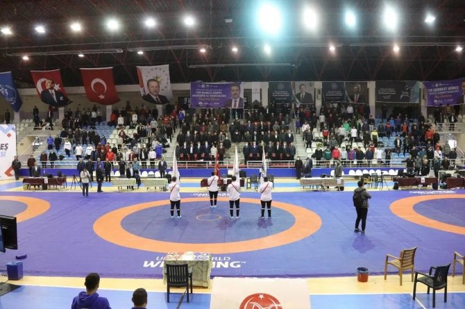 Serbest Güreş Türkiye Şampiyonası, Tokat’ta Başladı