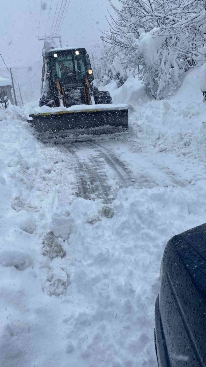 Zonguldak’ta 169 Köy Yolu Ulaşıma Kapandı