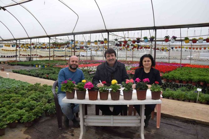 Aksu’da Hem Öğrenciler Hem De Üreticiler Kazanacak