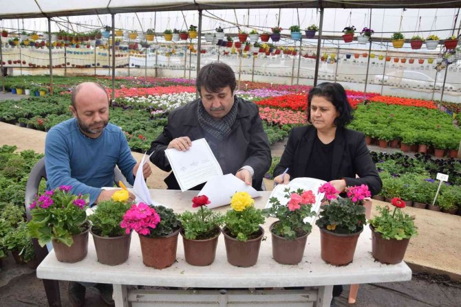 Aksu’da Hem Öğrenciler Hem De Üreticiler Kazanacak