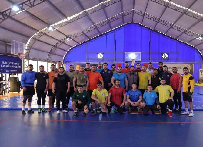 Başpehlivan İ̇smail Balaban: “Altın Kemeri Kazanmak İstiyorum”