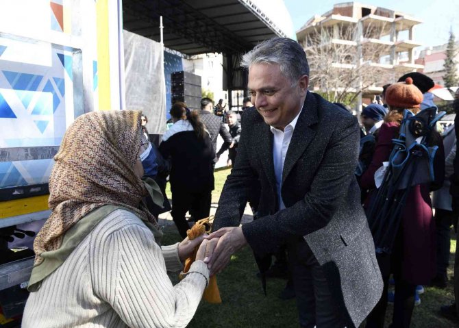 Yörükler Ve Efeler Buluştu