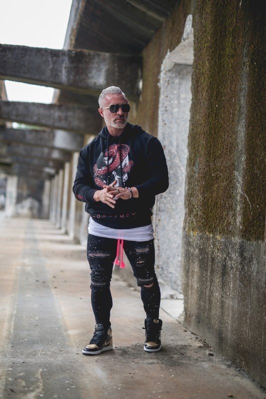 Lüks Markadan Ukrayna’ya İnsani Yardım