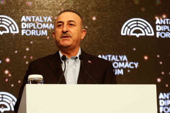 Bakan Çavuşoğlu: "(Ukrayna’da Camideki Vatandaşlar) Uluslararası Kuruluşların Telsiz, Uydu Telefonlarıyla Teması Sağlıyoruz"