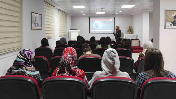 Öğrencilere Afet Bilinci Aşılanıyor