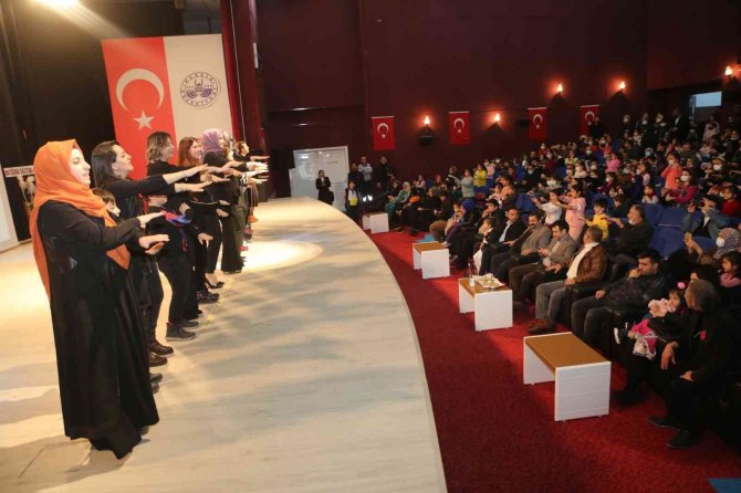 İ̇lkbahar Çocuk Şenliğine Yoğun İlgi