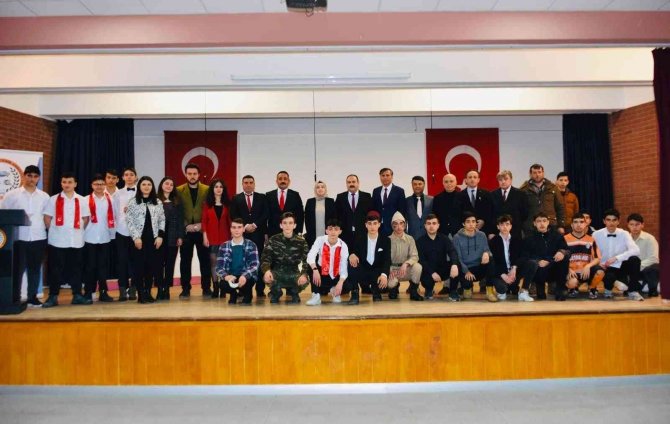 İ̇nönü’de "İ̇stiklal Marşı’nın Kabulü Ve Mehmet Akif Ersoy’u Anma Töreni" Düzenlendi