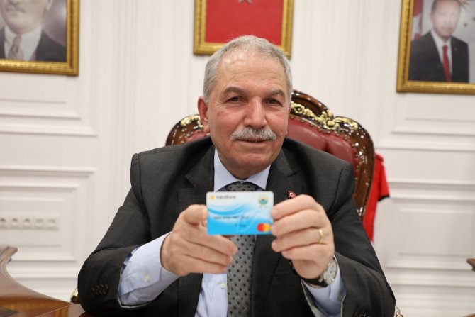 Her Markette Geçerli Olan Hilal Kart 2042 Aileye Teslim Edildi