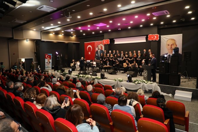 İ̇lkadım Tsm Korosu’ndan “Kış Konseri”