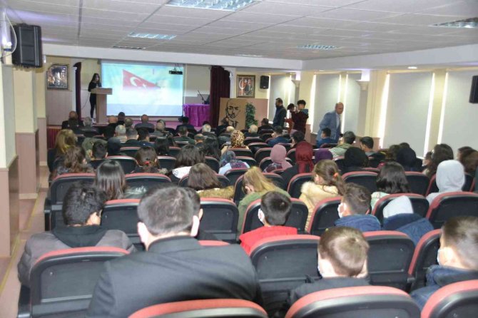 Kargı’da İ̇stiklal Marşı’nın Kabulü Törenle Kutlandı