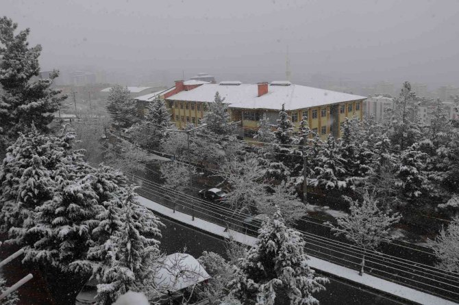Kahramanmaraş’ta Karla Mücadele
