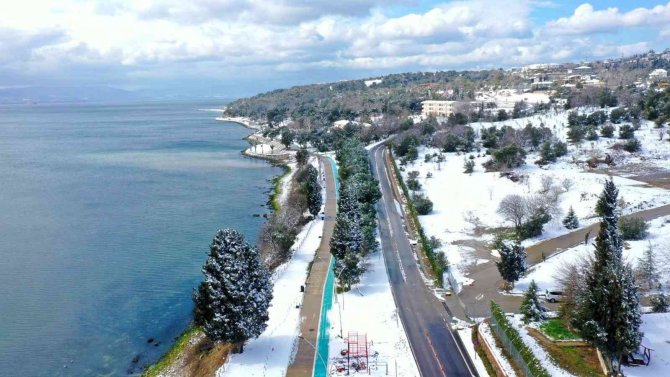 Kocaeli’nin Kar Manzarası Mest Etti