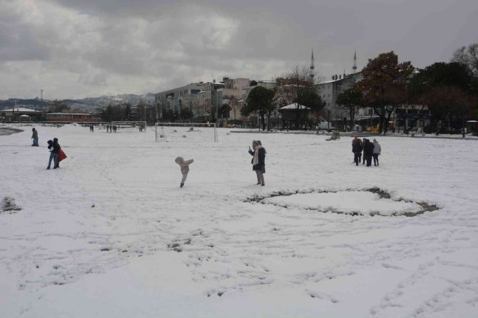 Ordu’da Kar Eğlenceye Dönüştü