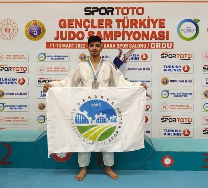 Sakarya Büyükşehirli Sporcu, Ordu’da Madalya Kazandı