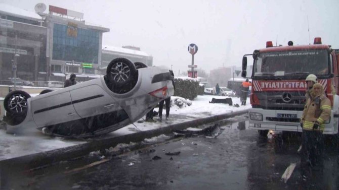 Sarıyer’de Trafik Kazası: Takla Atan Araçtan Çıkartılan Yaralı Kadın Hastaneye Kaldırıldı
