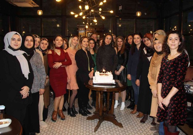 ‘Yüzyıllık Yalnızlık’ Adlı Kitabı Tahlil Ettiler