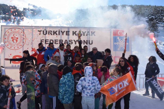 Snowboard’a Kayseri Damgası