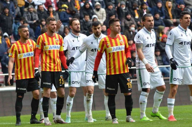 Spor Toto Süper Lig: Kayserispor: 2 - Konyaspor: 3 (Maç Sonucu)