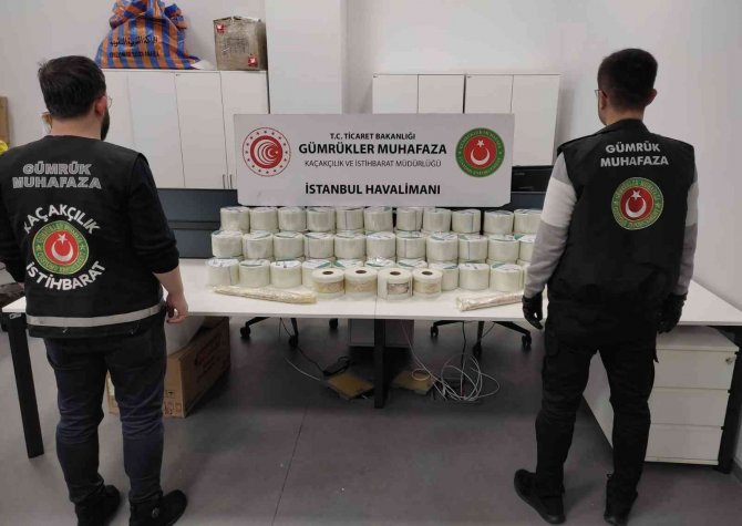 Gümrük Muhafaza Ekiplerinden, İ̇stanbul Havalimanı’nda Üç Uyuşturucu Operasyonu