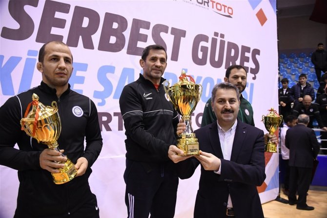 U20 Serbest Stil Erkekler Türkiye Güreş Şampiyonası Sona Erdi