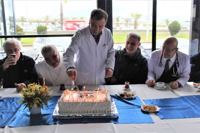 Özel İ̇mperial Hastanesi’nde 14 Mart Tıp Bayramı Kutlaması