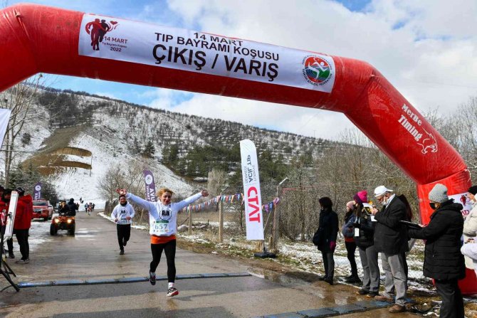 Abb’den 14 Mart Tıp Bayramı’nda Pandemide Hayatını Kaybeden Sağlıkçılar İçin Koşu