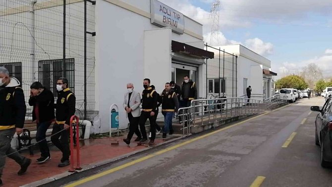 Otoyolda Fuhuş Yaptıran 7 Zanlı Tutuklandı