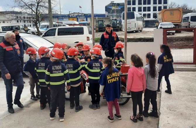 İ̇tfaiye Sevdalısı Öğrenciler Eğlenerek Öğrendi