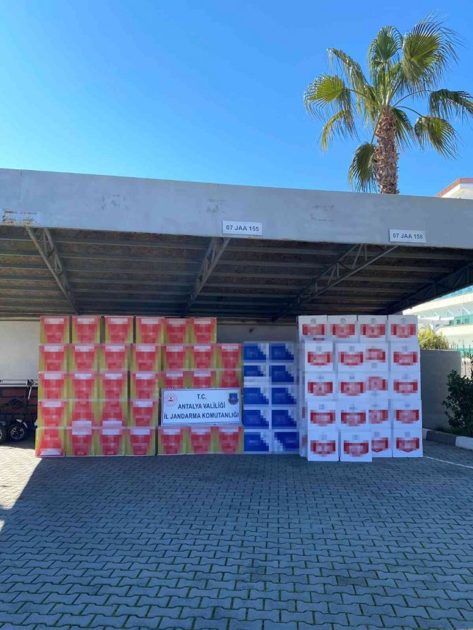 Manavgat’ta 1 Milyon 200 Bin Liralık Makaron Ele Geçirildi