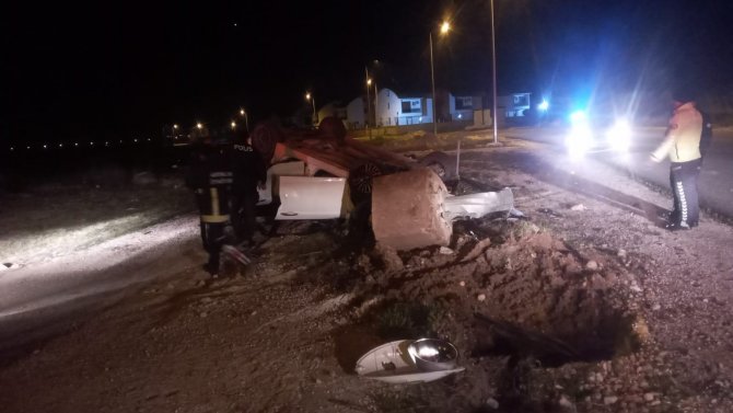 Antalya’da Kaza Sonrası Sıkışan Sürücüyü İtfaiye Kurtardı
