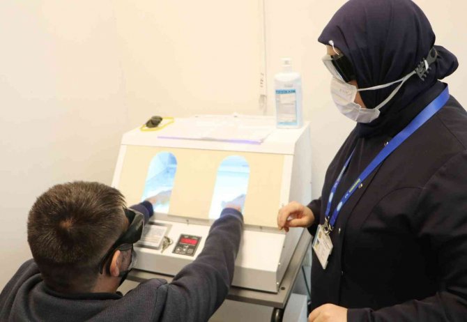 Doç. Dr. Melikoğlu: Sedef Hastalarından Kaçmayın, Bulaşıcı Değil