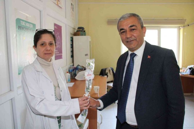 Başkan Kaplan Sağlıkçıları Unutmadı