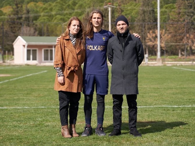 Bucaspor’da Buğra Akçagün Profesyonel Oldu