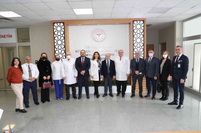 Başkan Akgün, Doktorların Ve Sağlık Çalışanlarının Tıp Bayramı’nı Kutladı