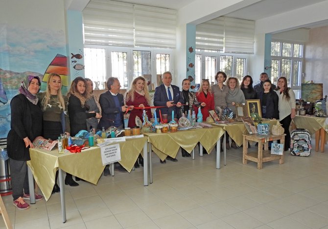 Atıklar Sanat Eserine Dönüştü