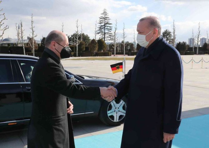 Cumhurbaşkanı Erdoğan, Almanya Federal Cumhuriyeti Şansölyesi Scholz’u Resmi Törenle Karşıladı