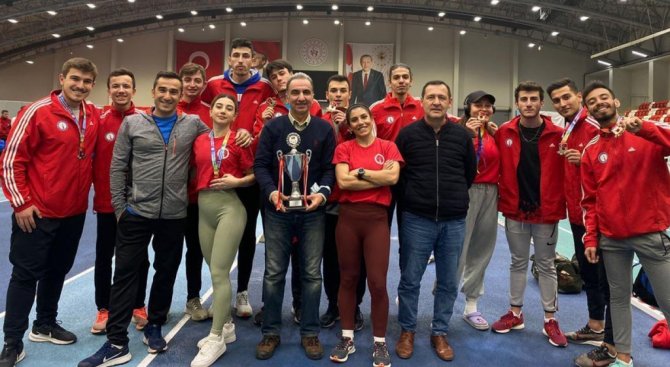 Dpü’den Atletizmde 11 Madalya Ve Türkiye İkinciliği
