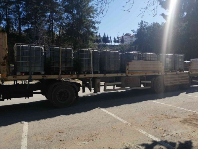 Antalya’da 16 Bin Litre Kaçak Akaryakıt Ele Geçirildi