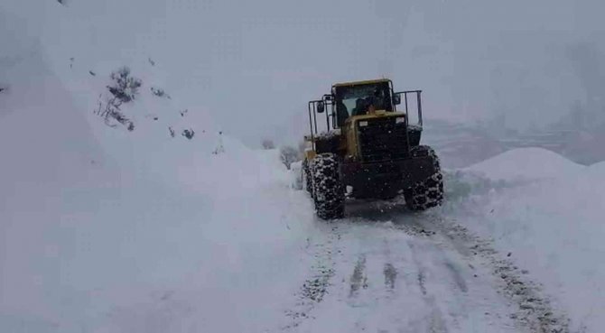 Siirt’te 28 Köy Yolu Ulaşıma Kapandı