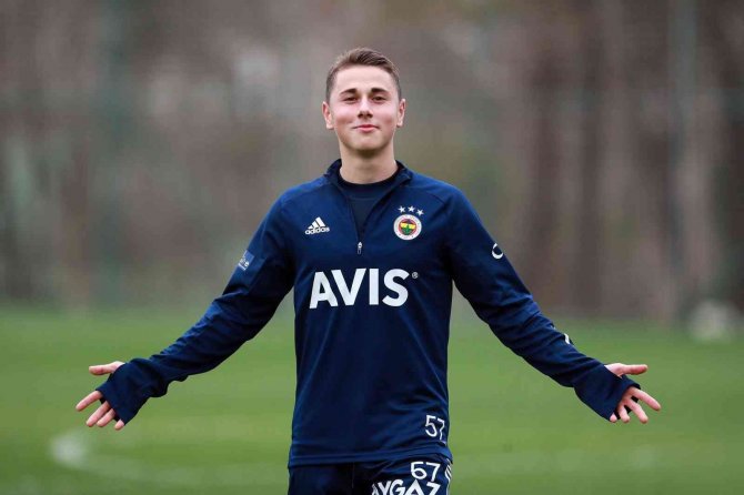 Fenerbahçe’den Kiralık Oyuncularına Yakın Takip