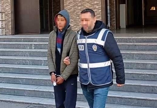 Çalınan Otomobil Bulunarak Sahibine Teslim Edildi