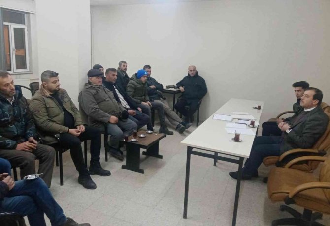 Hisarcık’ta Çiftçiler “Ekilmedik Arazi Kalmasın” Parolasıyla Toplandı