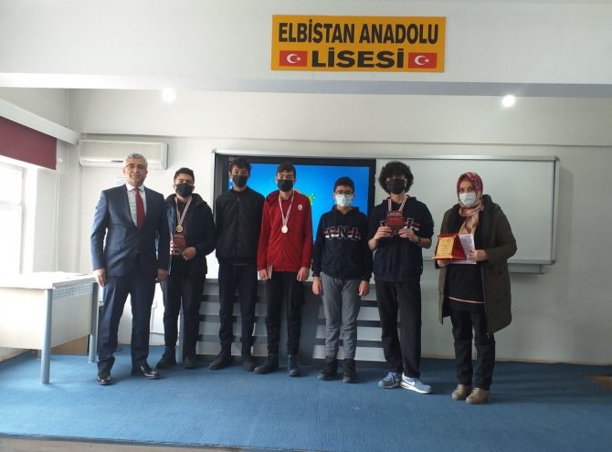 Matematik Olimpiyatı’nda Ter Döktüler