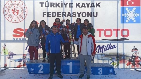 Snowboard Türkiye Şampiyonasına Kayseri Rüzgarı