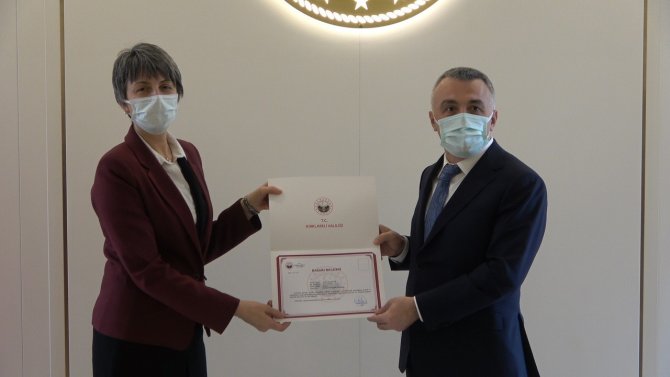 Fedakar Sağlık Çalışanlarına Teşekkür Belgesi