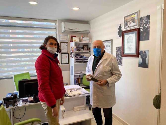 Kuşadası Belediyesi 14 Mart’ta Sağlık Çalışanlarını Unutmadı