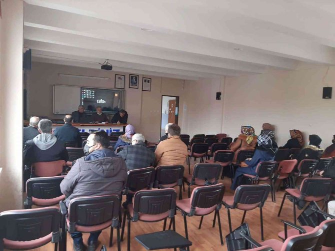 Temel İlkeler Ve Öğretim Yöntemleri Görüşüldü