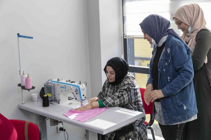 Mercek’te Dikiş Kursu Başladı
